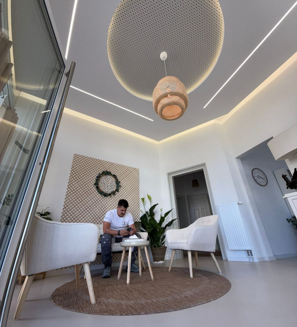 1ebd741a-7ba5-4153-8e21-3a9800d70dfc