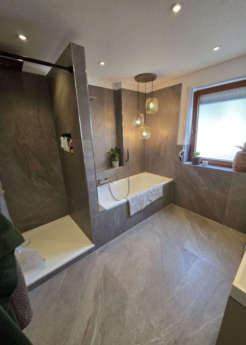 f99b3002-d53d-48b5-b52a-2709ee7fa0bb